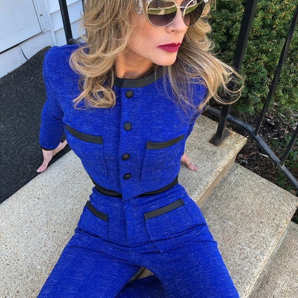 Set - Picture 4 of 6